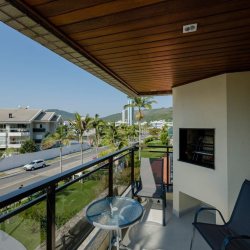 Apartamentos com 90m², 4 quartos, 2 suítes, 1 garagem, no bairro Praia Brava em Florianópolis