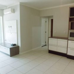 Apartamentos com 71m², 2 quartos, 1 suíte, 2 garagens, no bairro Jurere Leste em Florianópolis