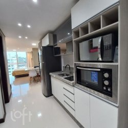 Apartamentos com 48m², 1 quarto, no bairro Agronômica em Florianópolis