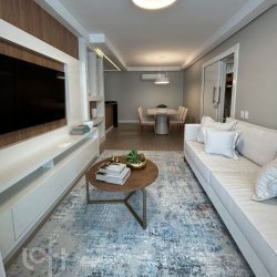 Apartamentos com 94m², 3 quartos, 1 suíte, no bairro Jurere Leste em Florianópolis