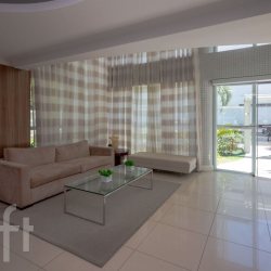 Apartamentos com 88m², 3 quartos, 1 suíte, 2 garagens, no bairro Itacorubi em Florianópolis