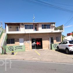 Casa Residencial com 253m², 6 quartos, 1 suíte, no bairro Tapera da Base em Florianópolis