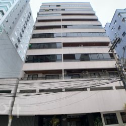 Apartamentos com 117m², 2 quartos, 1 garagem, no bairro Centro em Balneário Camboriú