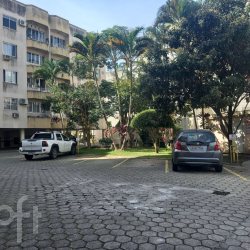 Apartamentos com 96m², 3 quartos, 1 suíte, 1 garagem, no bairro Trindade em Florianópolis