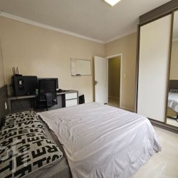 Casa Residencial com 231m², 3 quartos, 2 suítes, no bairro Canto em Florianópolis