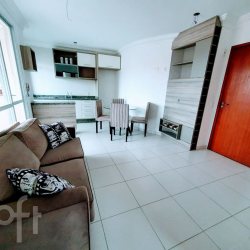 Apartamentos com 63m², 2 quartos, 2 suítes, 2 garagens, no bairro Coloninha em Florianópolis