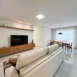 Apartamentos com 119m², 3 quartos, 1 suíte, 1 garagem, no bairro Bela Vista em São José