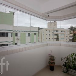 Apartamentos com 109m², 3 quartos, 1 suíte, 1 garagem, no bairro Córrego Grande em Florianópolis