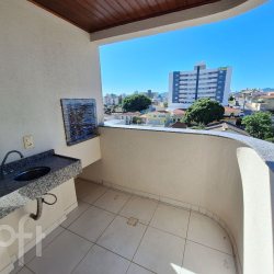 Apartamentos com 98m², 3 quartos, 3 suítes, 2 garagens, no bairro Coloninha em Florianópolis