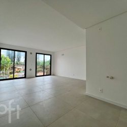 Apartamentos com 37m², 1 quarto, 1 garagem, no bairro João Paulo em Florianópolis