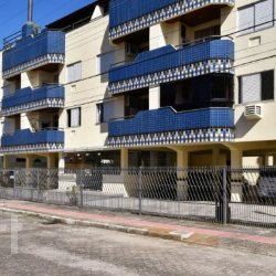 Apartamentos com 49m², 1 quarto, 1 garagem, no bairro Canasvieiras em Florianópolis