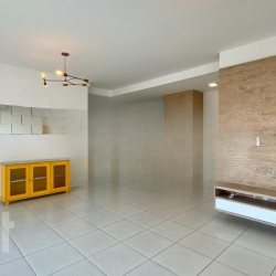 Apartamentos com 95m², 3 quartos, 1 suíte, 2 garagens, no bairro Cidade Universitaria Pedra Branca em Palhoça