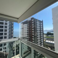 Apartamentos com 104m², 2 quartos, 2 garagens, no bairro Agronômica em Florianópolis