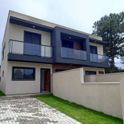 Casa Residencial com 91m², 2 quartos, 2 suítes, 1 garagem, no bairro São João do Rio Vermelho em Florianópolis