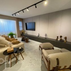 Apartamentos com 233m², 4 quartos, 4 suítes, 2 garagens, no bairro Centro em Balneário Camboriú