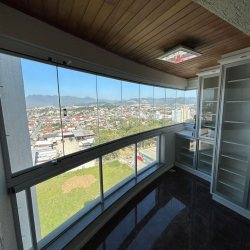 Apartamentos com 166m², 3 quartos, 2 suítes, 2 garagens, no bairro Pagani em Palhoça