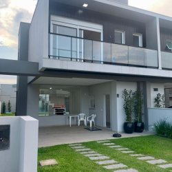 Casa Residencial com 187m², 3 quartos, no bairro Rio tavares do norte em Florianópolis