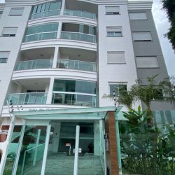 Apartamentos com 72m², 2 quartos, 1 suíte, 1 garagem, no bairro Capoeiras em Florianópolis