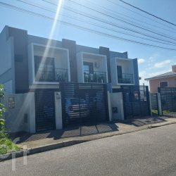 Casa Residencial com 124m², 3 quartos, 1 suíte, no bairro Campeche Central em Florianópolis