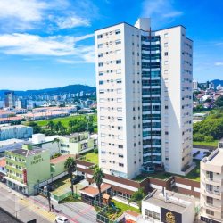 Apartamentos com 150m², 3 quartos, 3 suítes, no bairro Estreito em Florianópolis