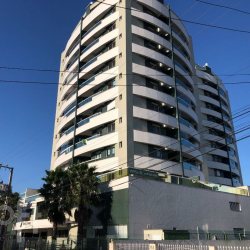 Apartamentos com 142m², 3 quartos, 3 suítes, 1 garagem, no bairro Trindade em Florianópolis