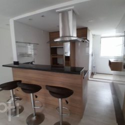 Apartamentos com 80m², 3 quartos, 1 suíte, 1 garagem, no bairro Centro em Florianópolis