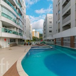 Apartamentos com 96m², 3 quartos, 2 suítes, 2 garagens, no bairro Córrego Grande em Florianópolis