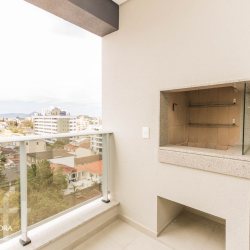 Apartamentos com 78m², 2 quartos, 2 suítes, 2 garagens, no bairro Coloninha em Florianópolis