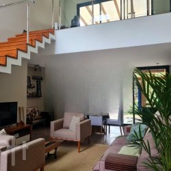 Casa Residencial com 186m², 2 quartos, 1 suíte, no bairro Vargem Grande em Florianópolis