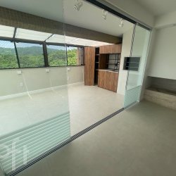 Apartamentos com 195m², 3 quartos, 3 suítes, 2 garagens, no bairro Jurere Oeste em Florianópolis