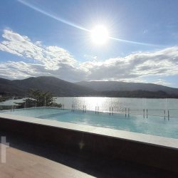 Apartamentos com 89m², 1 quarto, 1 suíte, no bairro Porto da Lagoa em Florianópolis