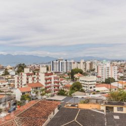 Apartamentos com 45m², 1 quarto, 1 garagem, no bairro Coloninha em Florianópolis