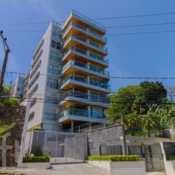 Apartamentos com 237m², 3 quartos, 3 suítes, 3 garagens, no bairro João Paulo em Florianópolis