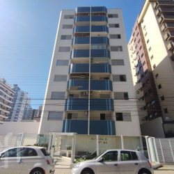 Apartamentos com 96m², 3 quartos, 1 suíte, 3 garagens, no bairro Centro em Florianópolis