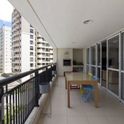 Apartamentos com 167m², 4 quartos, 2 suítes, 3 garagens, no bairro Itacorubi em Florianópolis