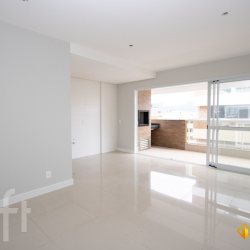 Apartamentos com 96m², 3 quartos, 1 suíte, 3 garagens, no bairro Itacorubi em Florianópolis