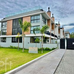 Apartamentos com 80m², 1 quarto, 1 suíte, 1 garagem, no bairro Porto da Lagoa em Florianópolis