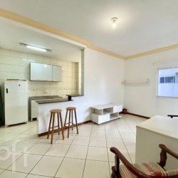 Apartamentos com 46m², 1 quarto, 1 garagem, no bairro Campinas em São José