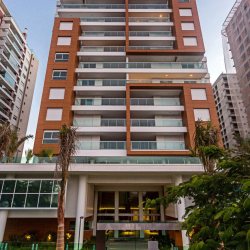 Apartamentos com 128m², 3 quartos, 2 suítes, 2 garagens, no bairro Agronômica em Florianópolis