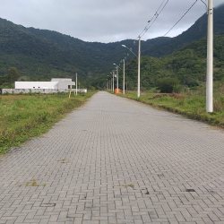 Terrenos Residenciais com 454m², no bairro Ribeirão da Ilha em Florianópolis