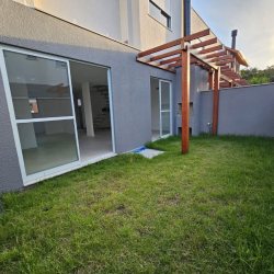 Casa em Condomínio com 96m², 3 quartos, 1 suíte, 1 garagem, no bairro Morro Das Pedras em Florianópolis