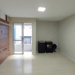 Apartamentos com 60m², 2 quartos, 1 garagem, no bairro Barreiros em São José