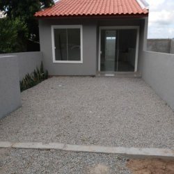 Casa Residencial com 45m², 2 quartos, 1 garagem, no bairro São João Do Rio Vermelho em Florianópolis