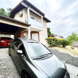 Casa Residencial com 110m², 3 quartos, 4 garagens, no bairro Monte Verde em Florianópolis