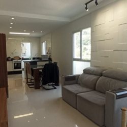 Cobertura com 118m², 2 quartos, 1 suíte, 2 garagens, no bairro Córrego Grande em Florianópolis