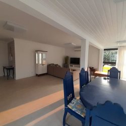 Apartamentos com 229m², 3 quartos, 2 suítes, 2 garagens, no bairro Ponta Das Canas em Florianópolis