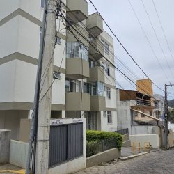 Apartamentos com 59m², 2 quartos, 1 garagem, no bairro Carvoeira em Florianópolis