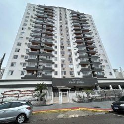 Apartamentos com 90m², 3 quartos, 1 suíte, 1 garagem, no bairro Estreito em Florianópolis