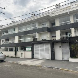 Apartamentos com 81m², 2 quartos, 1 suíte, 1 garagem, no bairro Ingleses do Rio Vermelho em Florianópolis