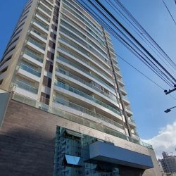 Apartamentos com 101m², 3 quartos, 1 suíte, 2 garagens, no bairro Campinas em São José